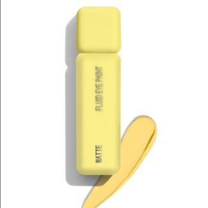 NIB About-Face Fluid Eye Paint in Incoming (yellow)